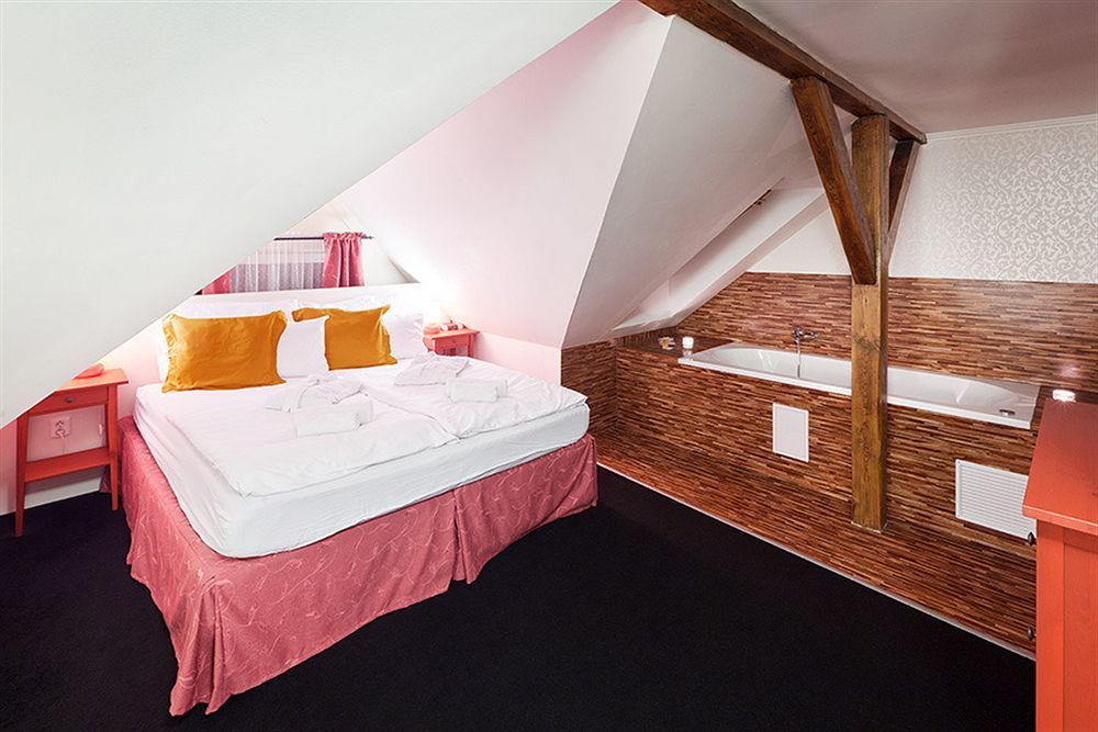 Pytloun Design Self Check-In Hotel Liberec Eksteriør bilde