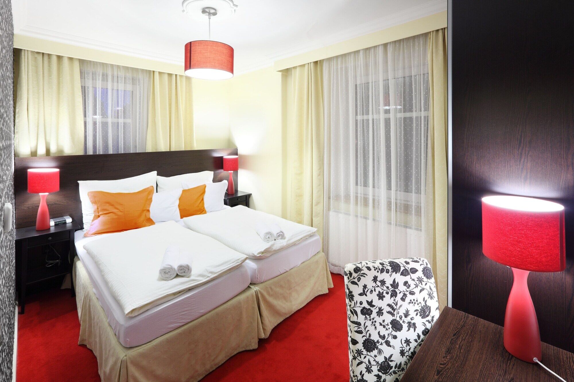Pytloun Design Self Check-In Hotel Liberec Rom bilde